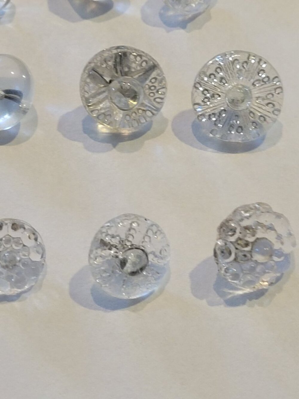 Lot of Clear Glass Shanked Vintage Buttons - Picture 13 of 16